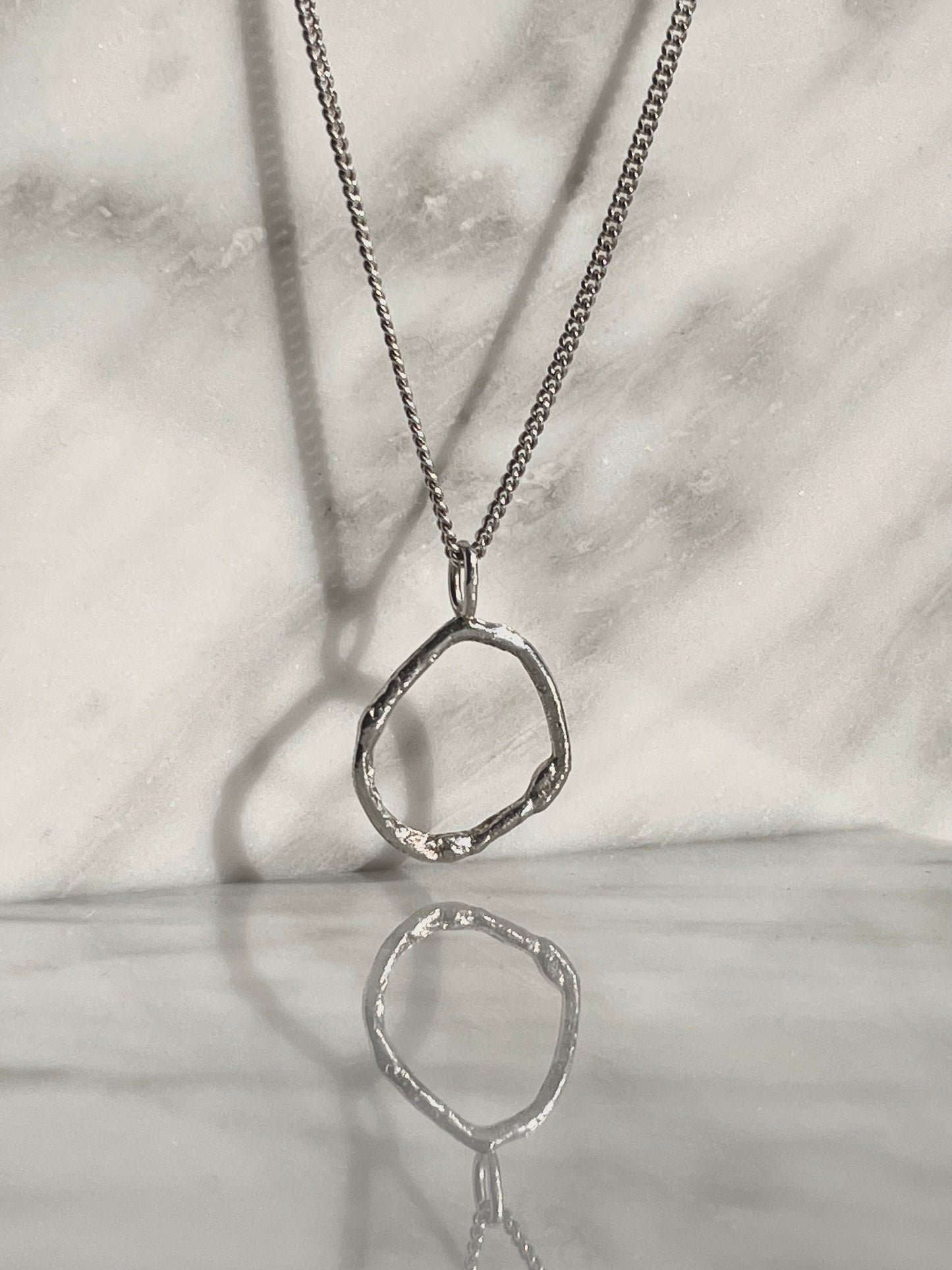 Hanger Full Circle